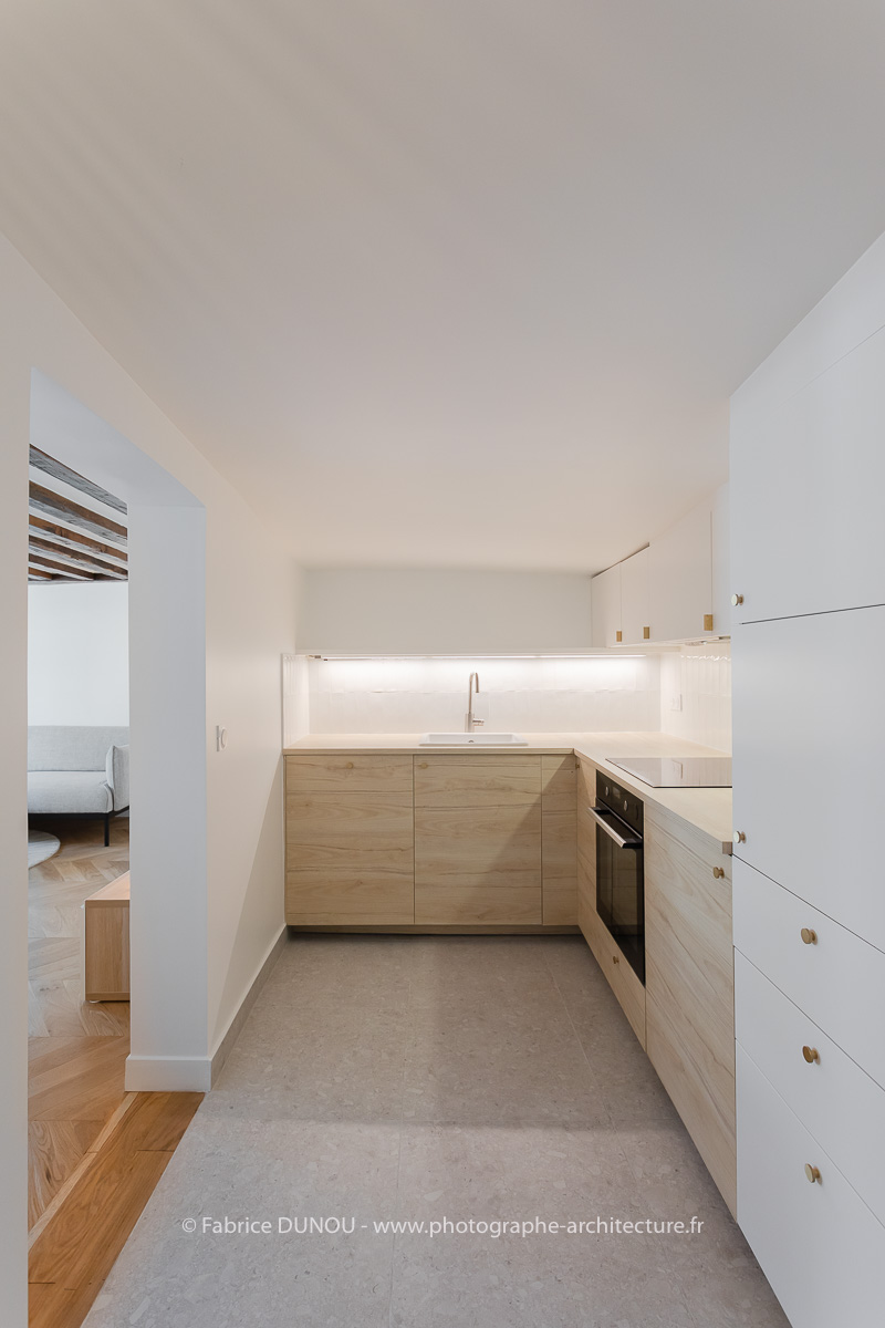 Réhabilitation d'un appartement de 75 m2 à Paris par l'agence d'architecture MA3. Photo Fabrice Dunou, photographe d’architecture intérieure et extérieure.